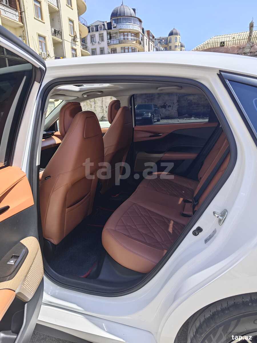 Changan Qiyuan A05, 2024 il (11)