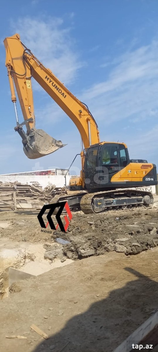 Ekskavator Hyundai, 2016 il