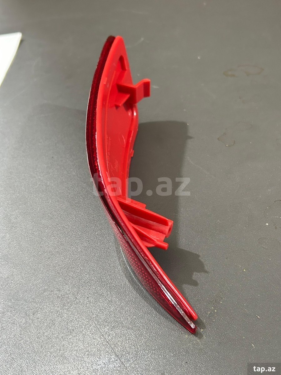 Toyota Fielder Axio əksetdirici reflektoru (4)