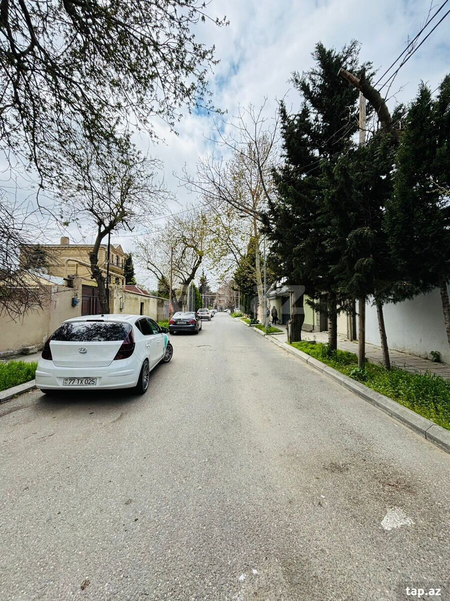 Torpaq satılır, Bakıxanov, Bakı