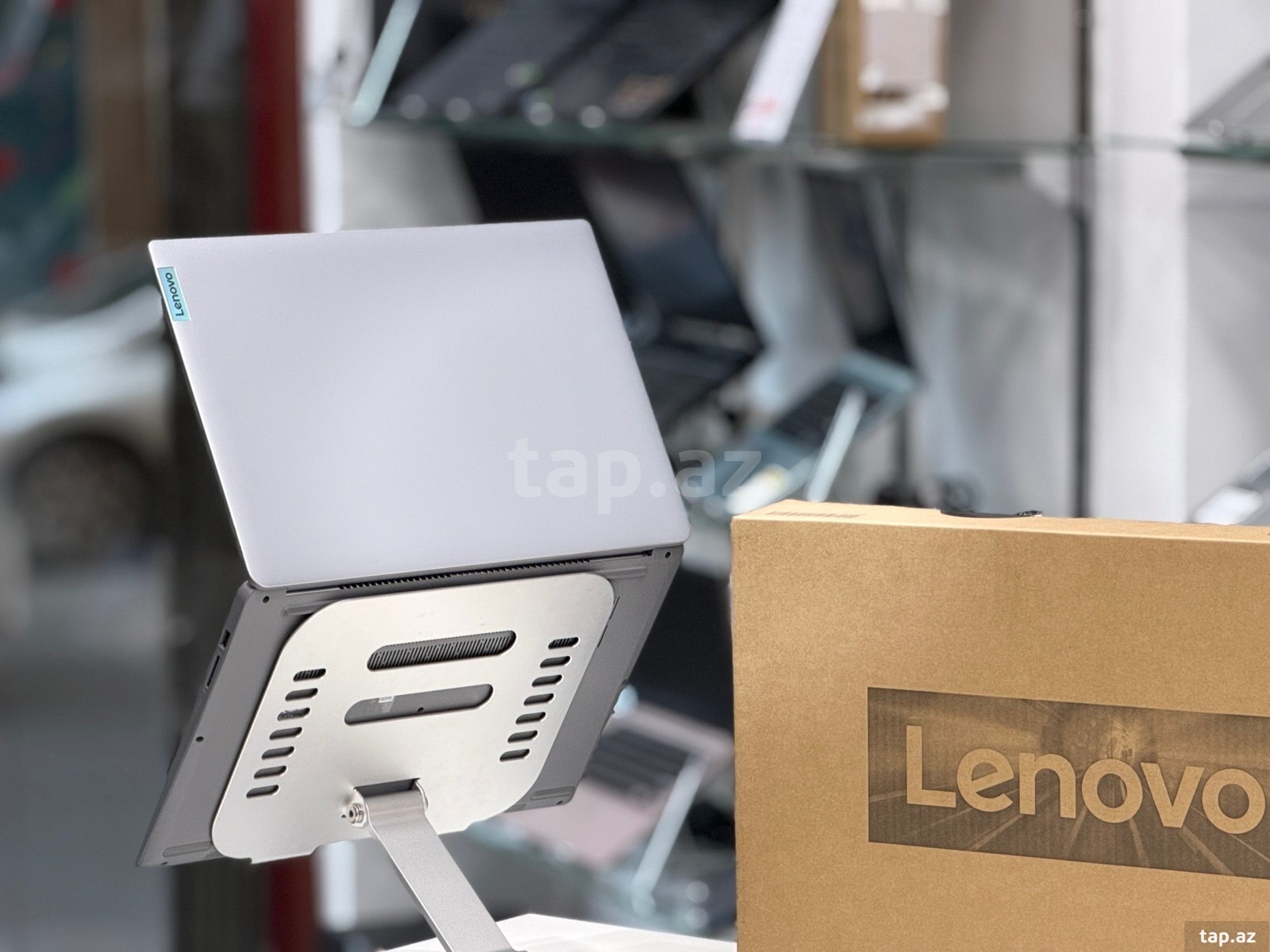 Noutbuk Lenovo İdeaPad 1 15AMN7 (5)