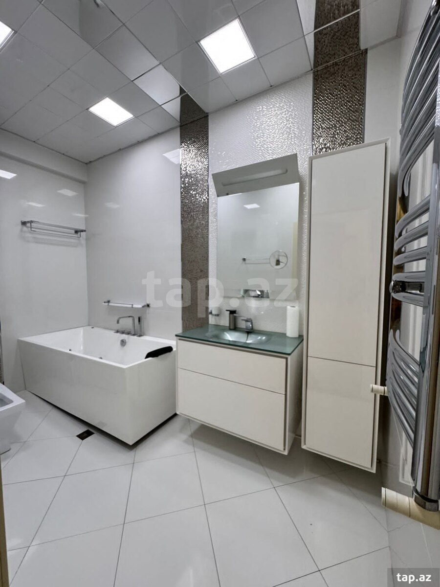4-otaqlı mənzil, Azadlıq m., 176 m² (24)