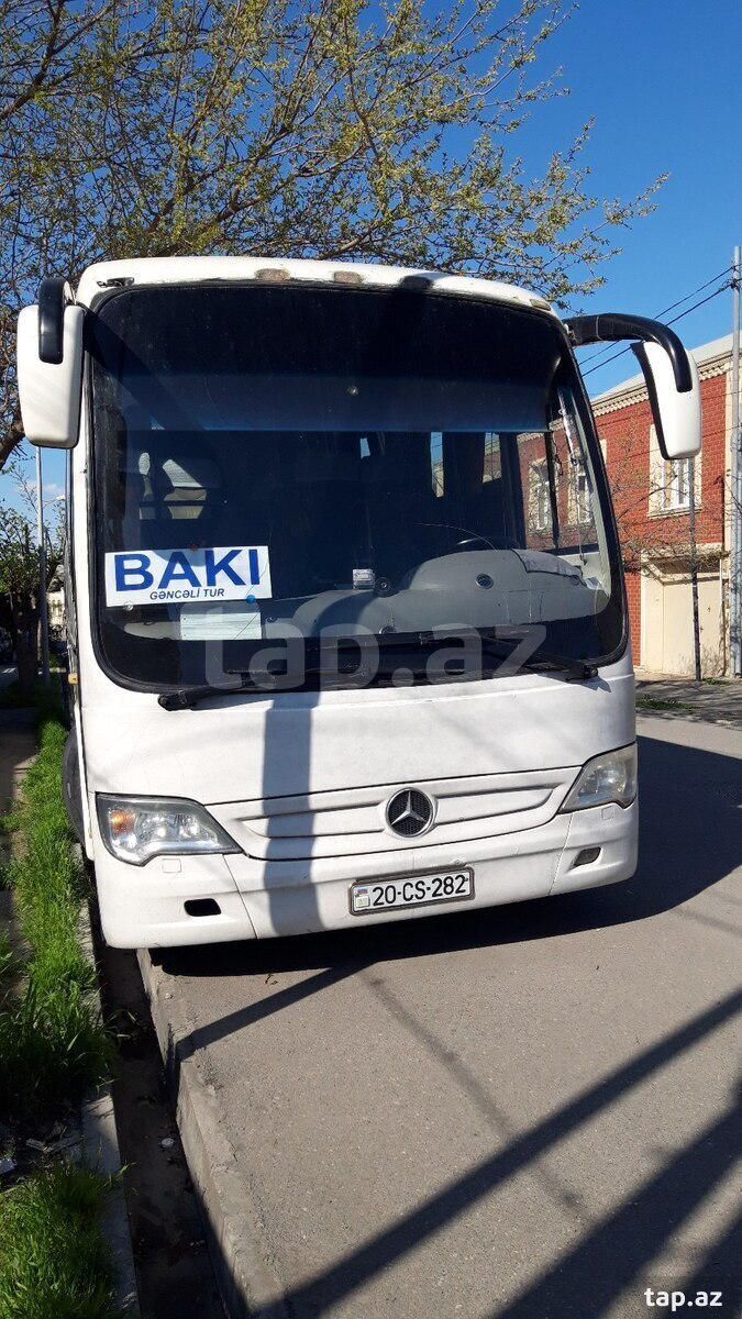 Avtobus Mercedes-Benz, 2005 il