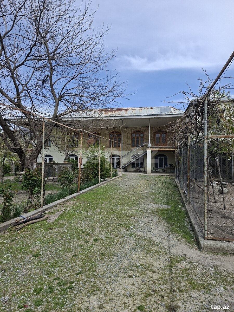Həyət evi, Şəki r.