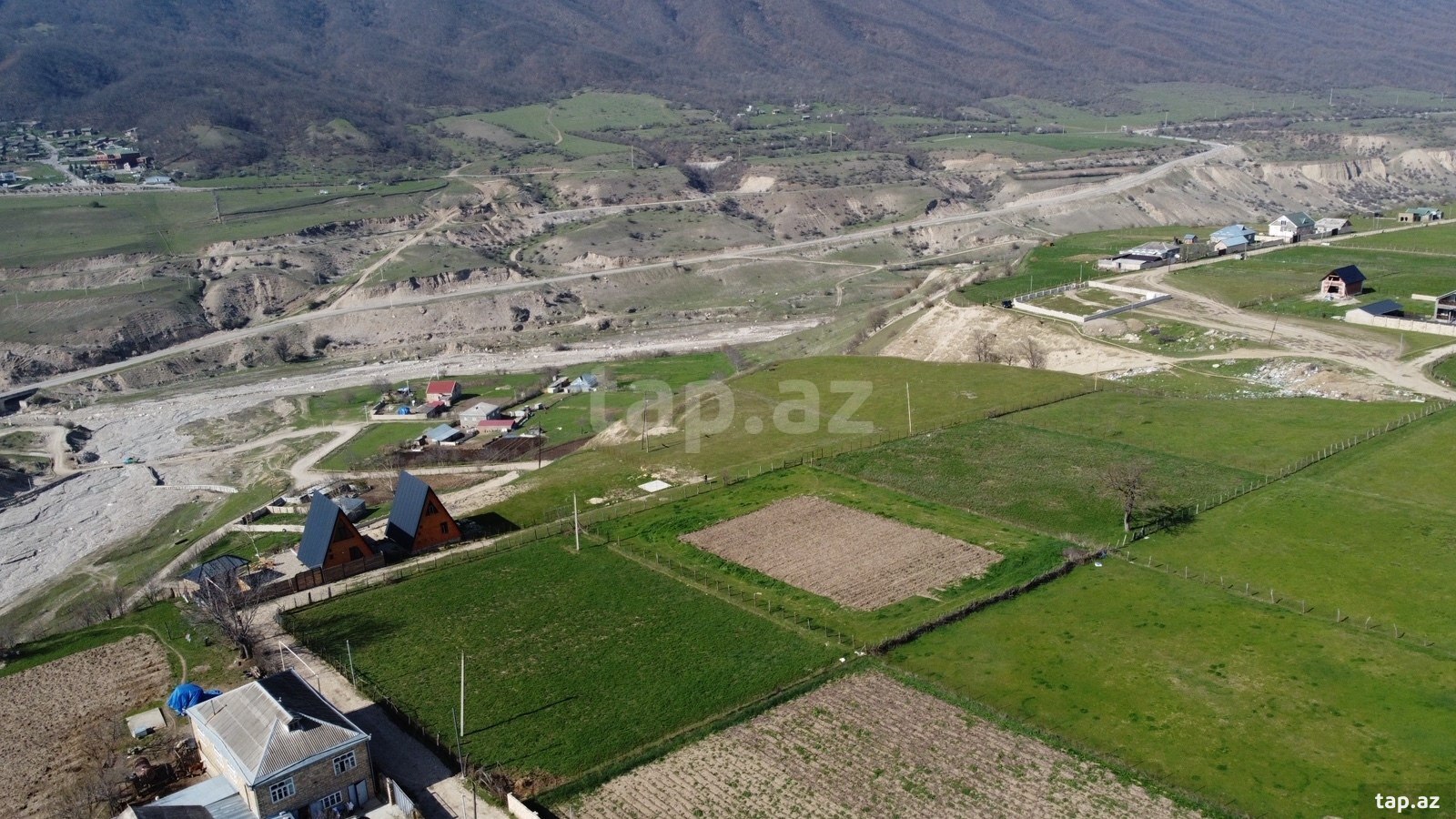 8 sot torpaq sahəsi, Qusar r. (2)