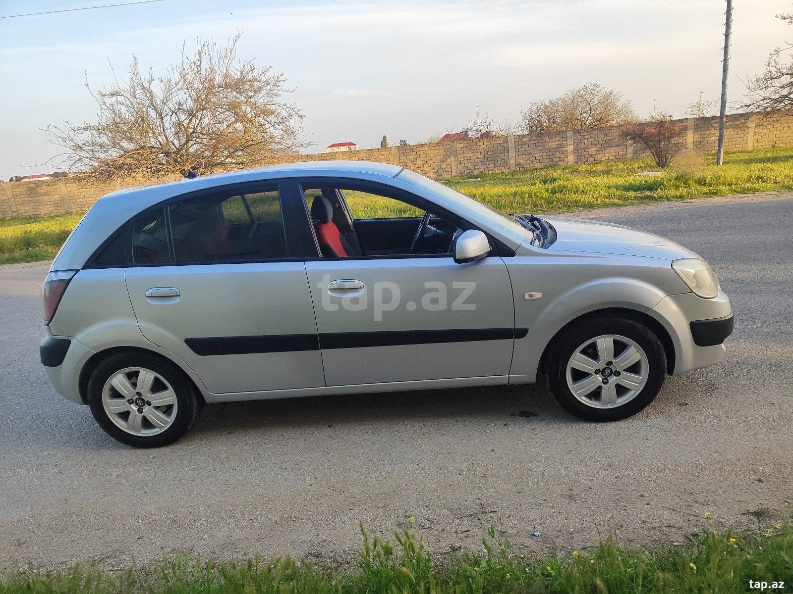 KIA Rio, 2005 il (9)