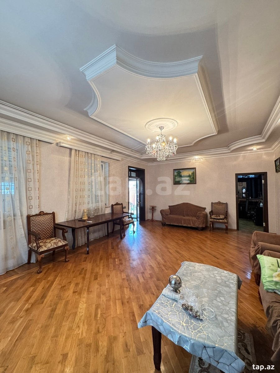 Həyət evi, Hövsan qəs. (27)