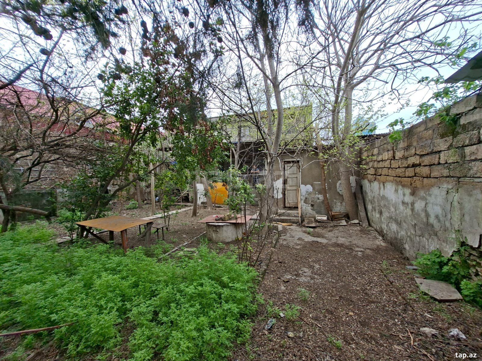 4 sot torpaq sahəsi, Məmməd Araz küç. (5)