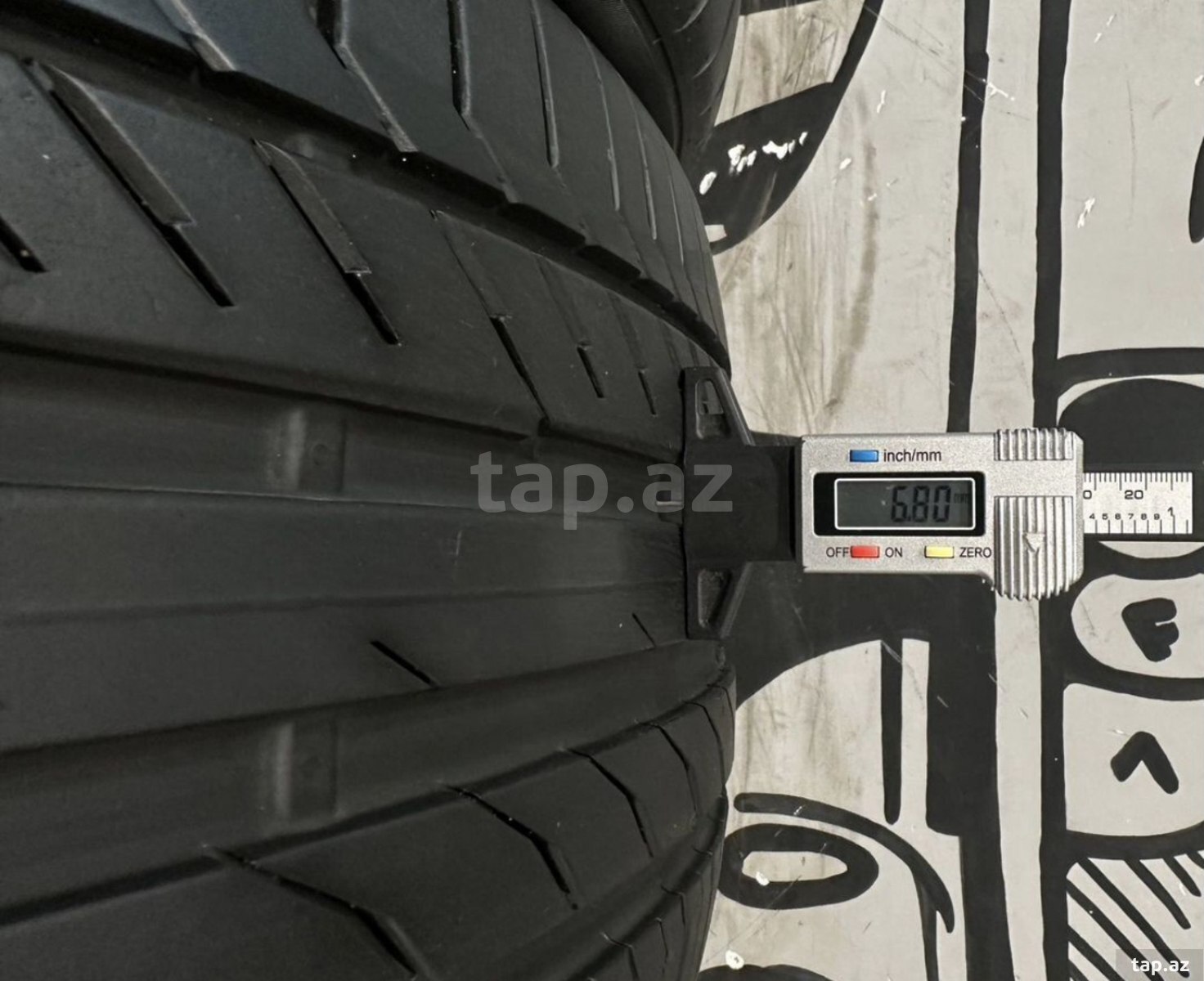 Continental şinləri 285/35 R21  (4)