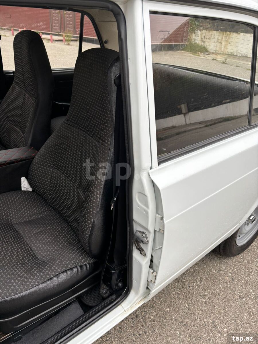 LADA (VAZ) 2107, 2009 il (4)