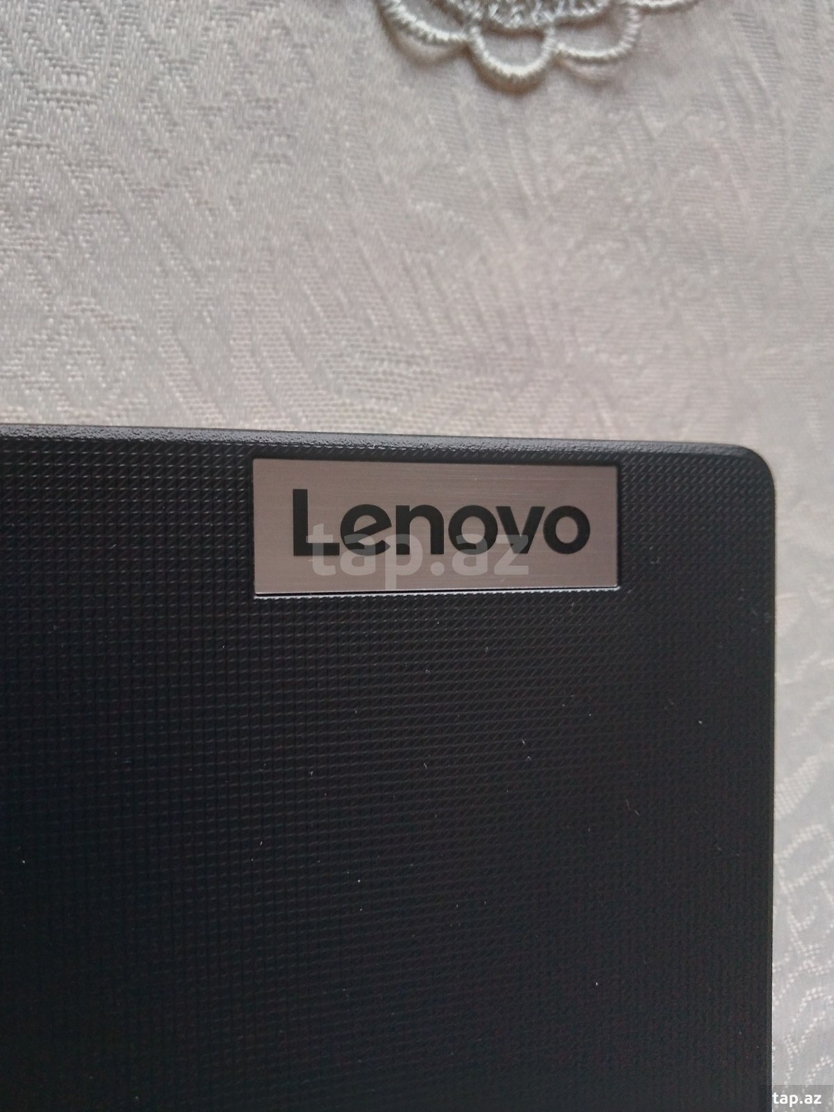 Lenovo V15 G4 IRU (2)