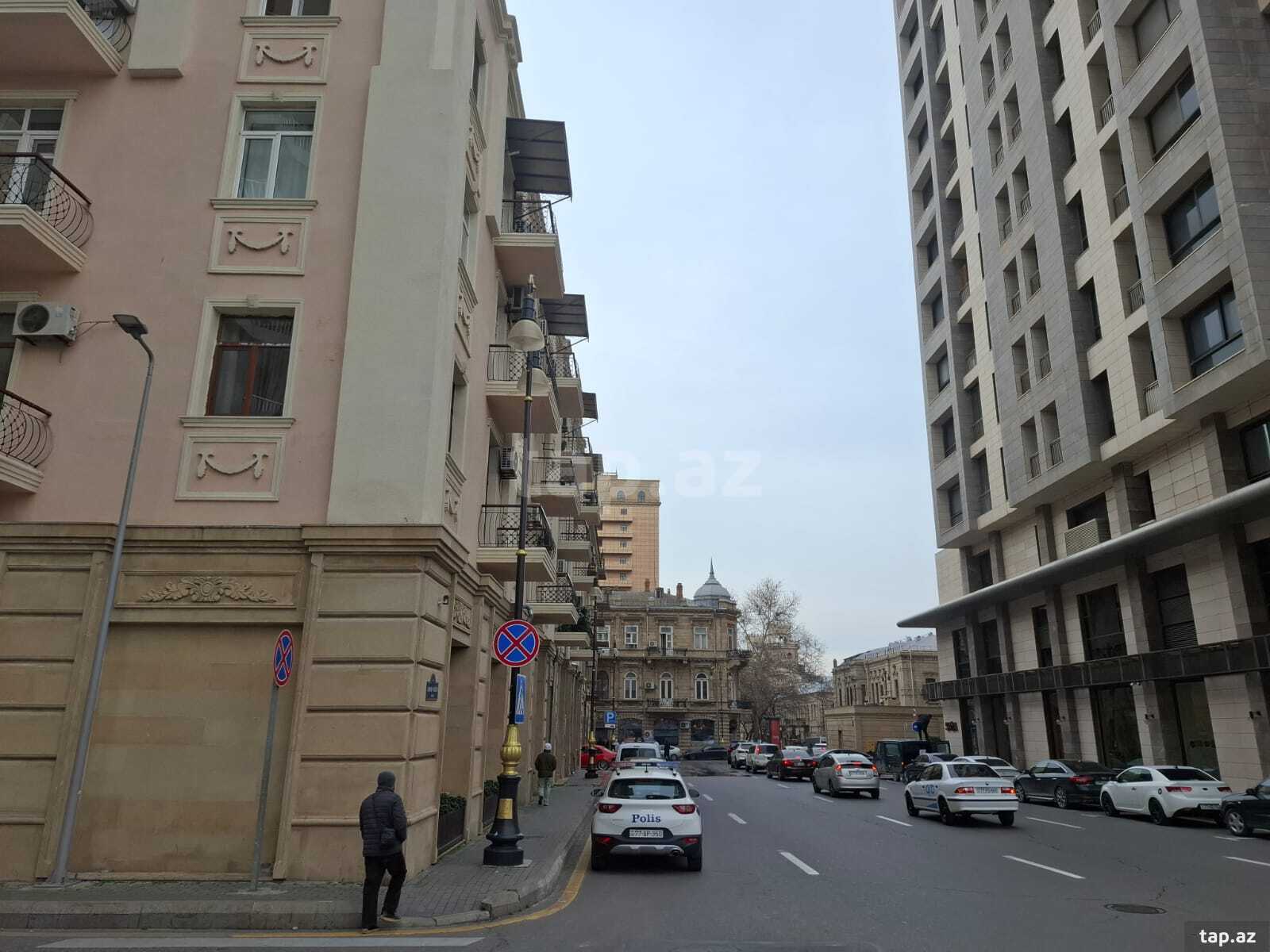 3-otaqlı mənzil, Səməd Vurğun küç., 80 m² (4)