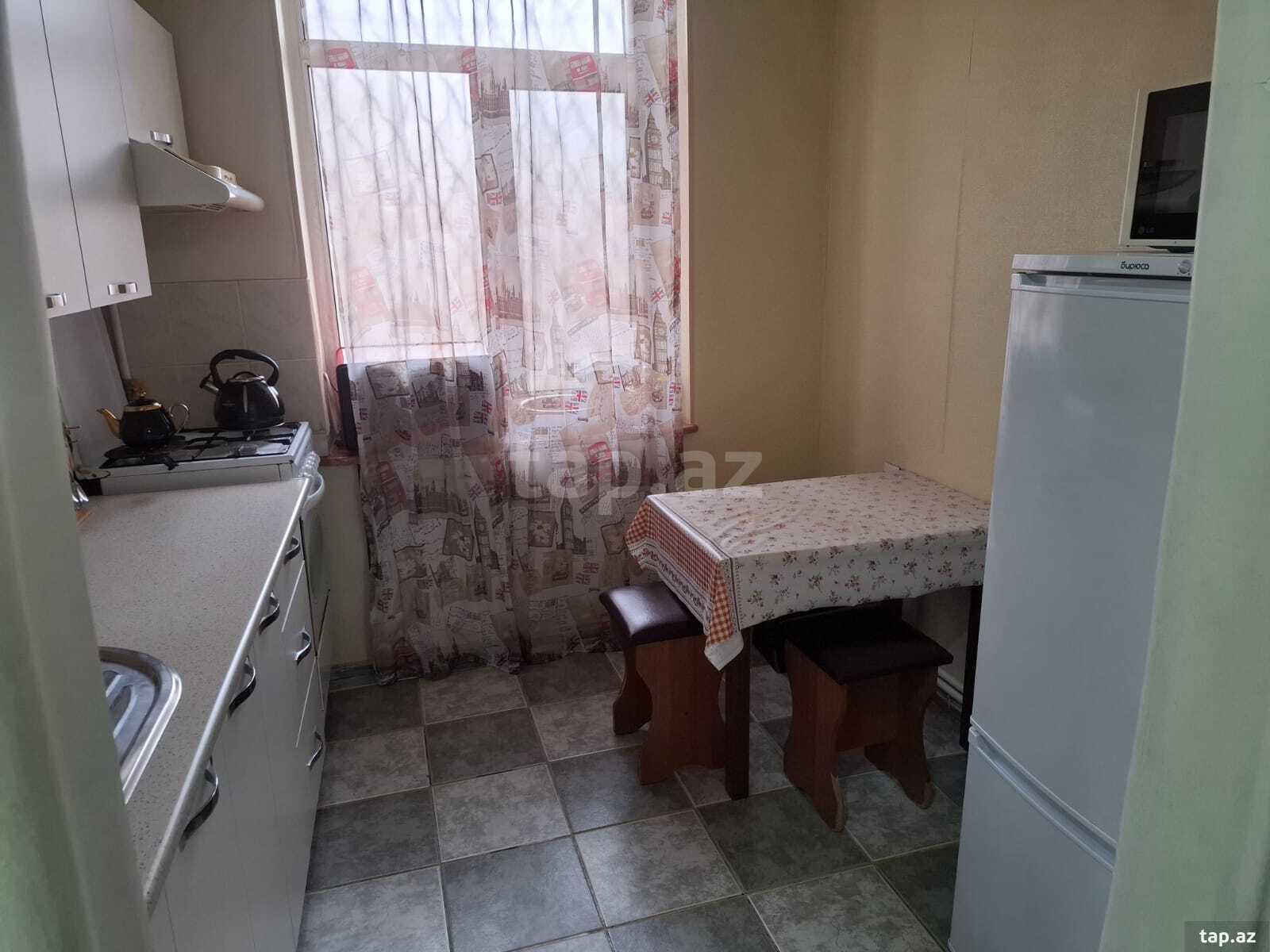 3-otaqlı mənzil, Səməd Vurğun küç., 80 m² (16)