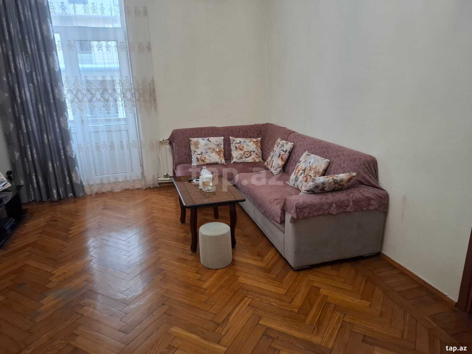 3-otaqlı mənzil, Səməd Vurğun küç., 80 m² (10)