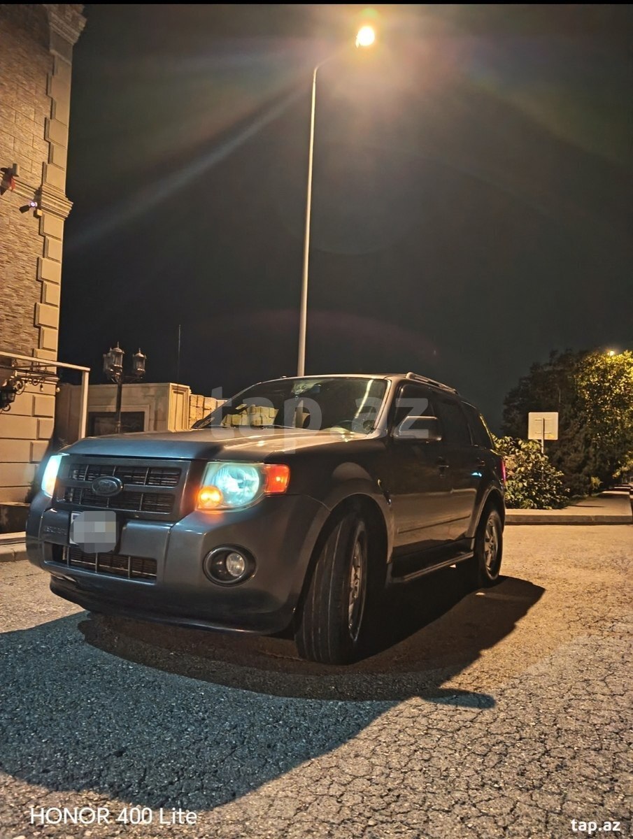 Ford Escape, 2010 il
