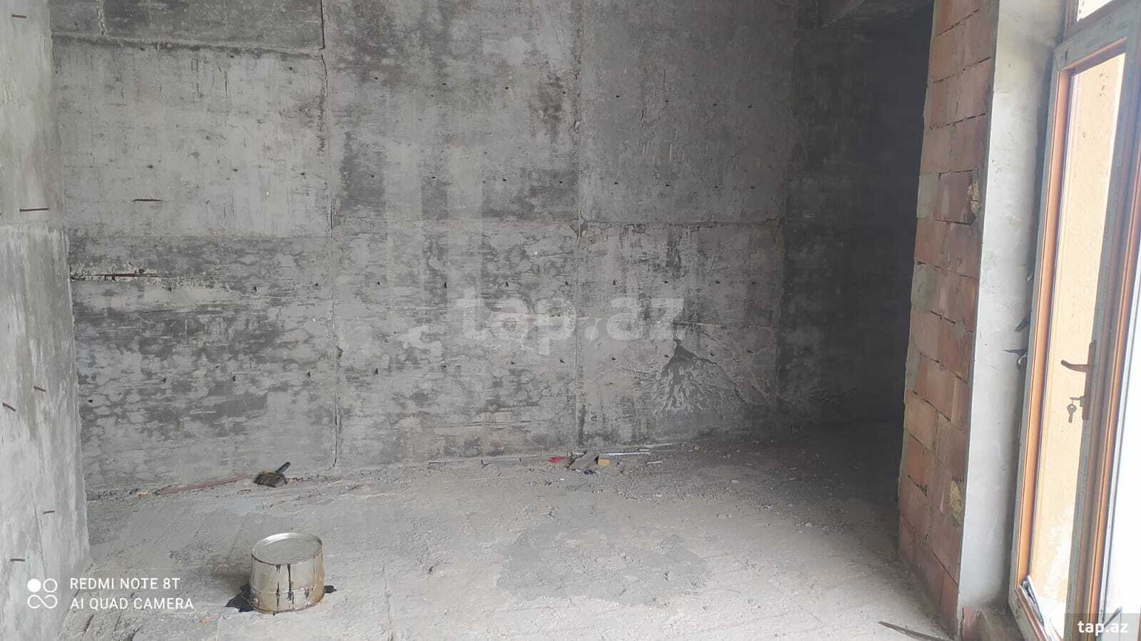 2-otaqlı yeni tikili, Moskva pr. 31-68, 85 m²
