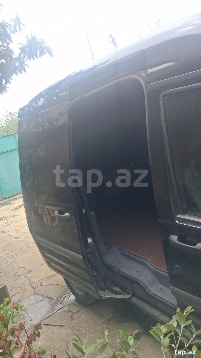 Ford Tourneo Connect, 2011 il (4)