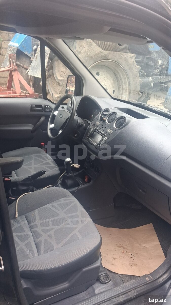 Ford Tourneo Connect, 2011 il (6)
