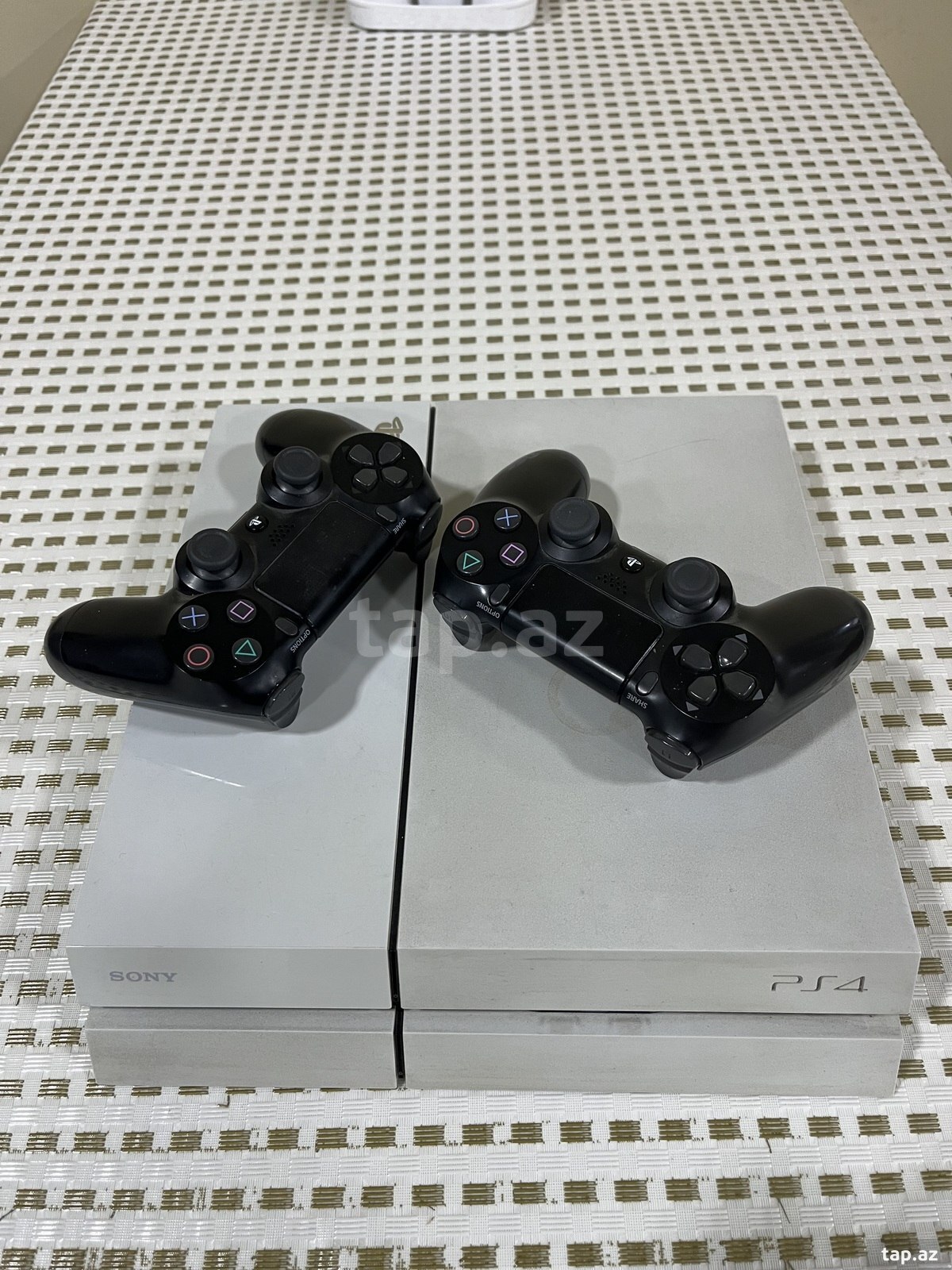 Sony PlayStation 4, 500GB