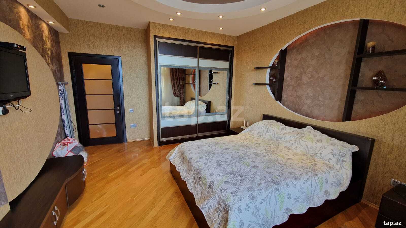 3-otaqlı yeni tikili, Nizami m., 125 m²