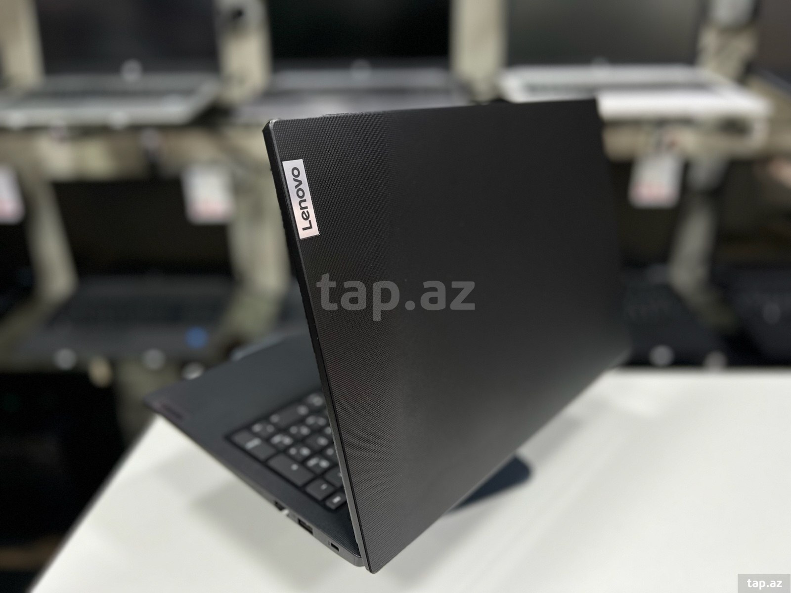 Lenovo V15 G3 noutbuk (4)