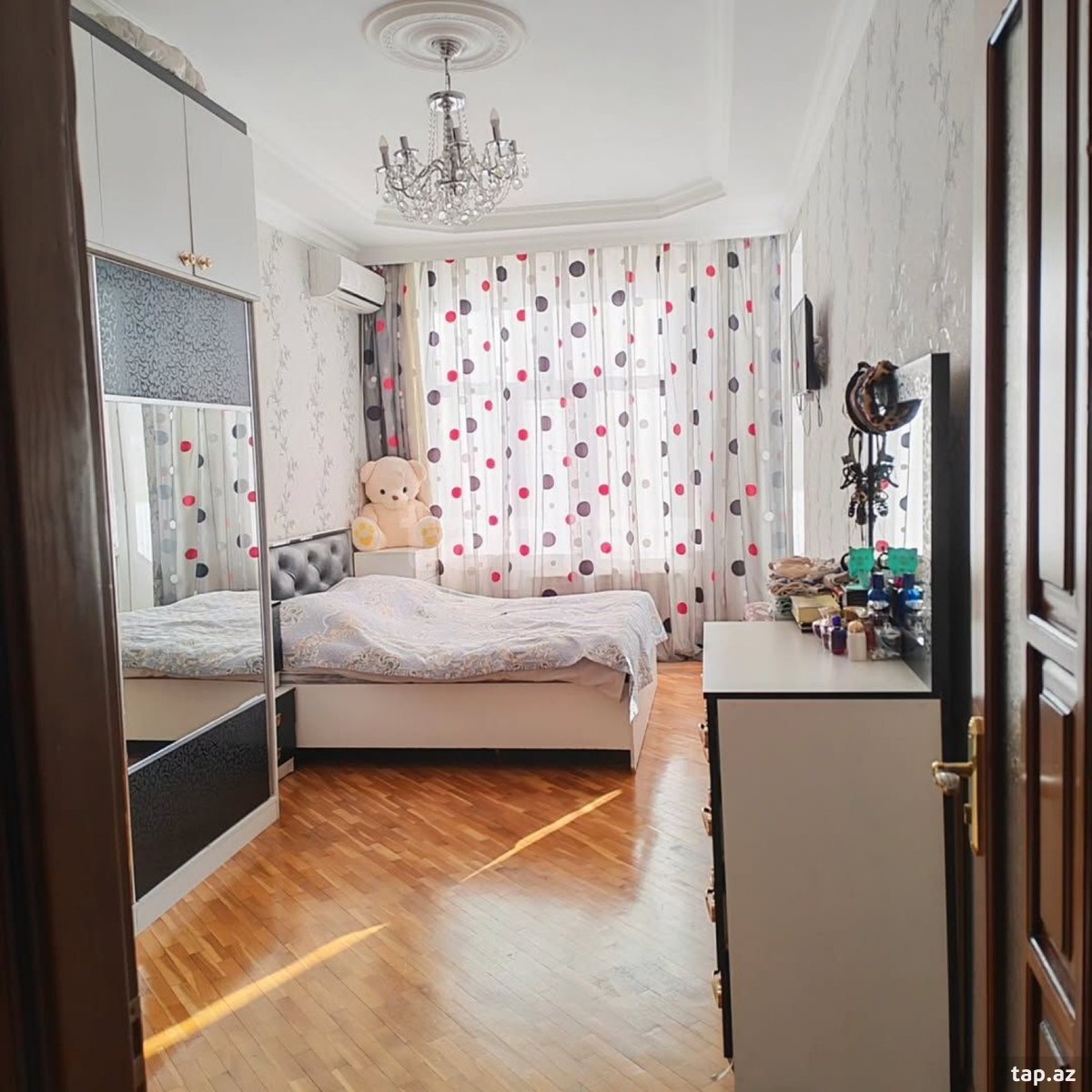 3-otaqlı yeni tikili, 6-cı mkr., 140 m² (2)