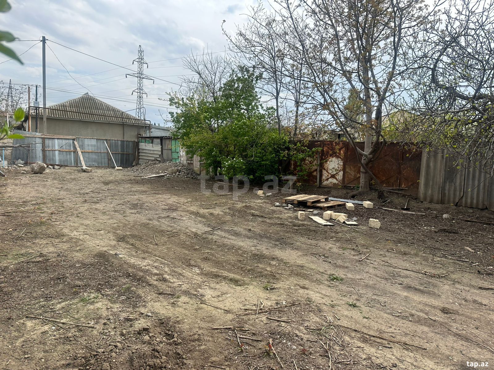 Land for sale, Ganja