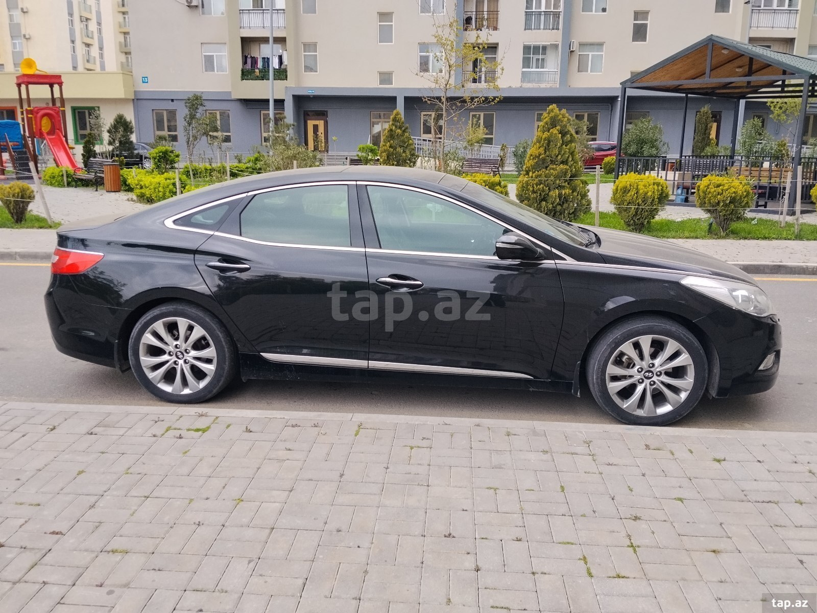 Hyundai Grandeur, 2014 il (2)