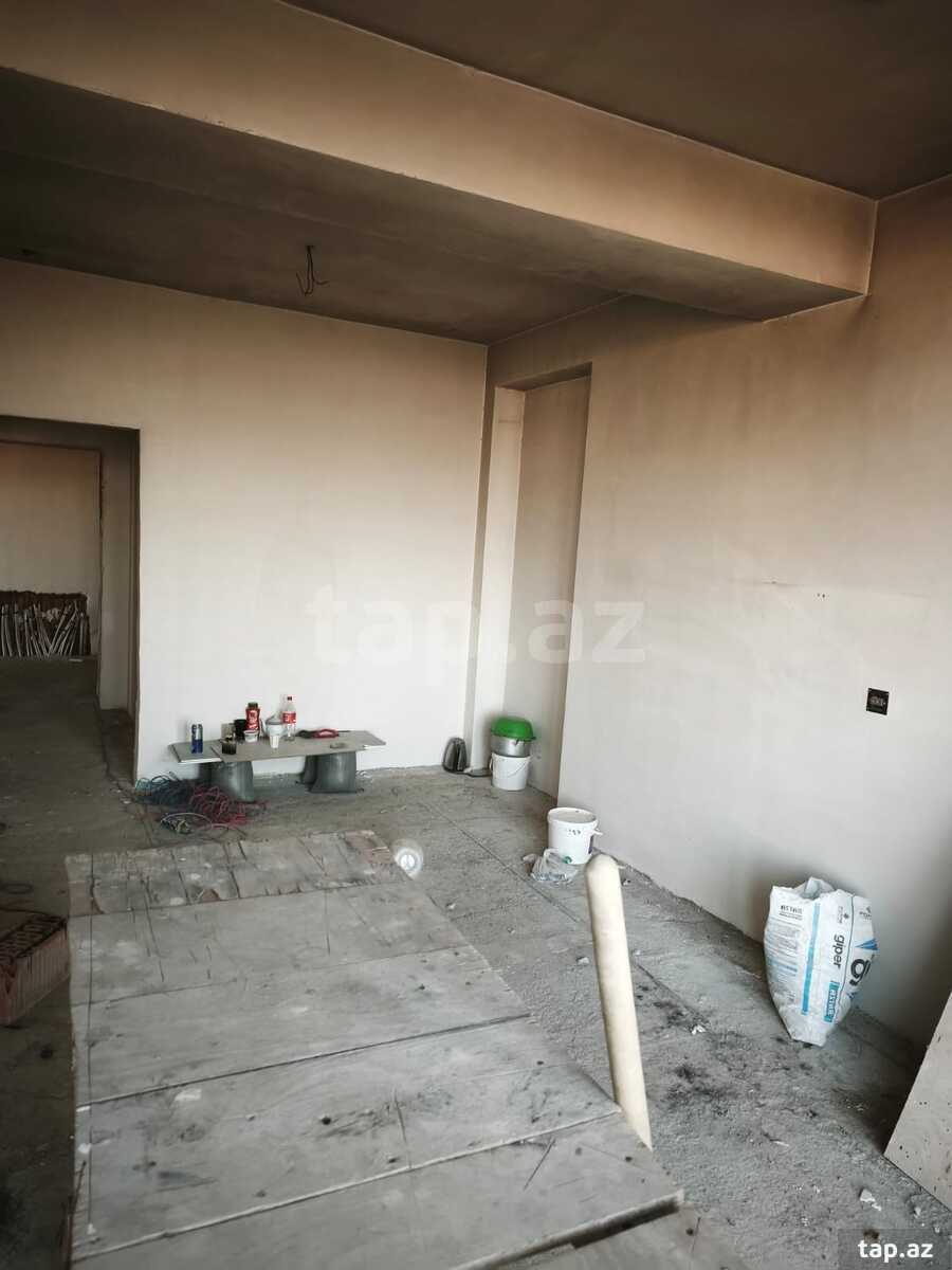 3-otaqlı yeni tikili, Moskva pr. 31-68, 190 m²