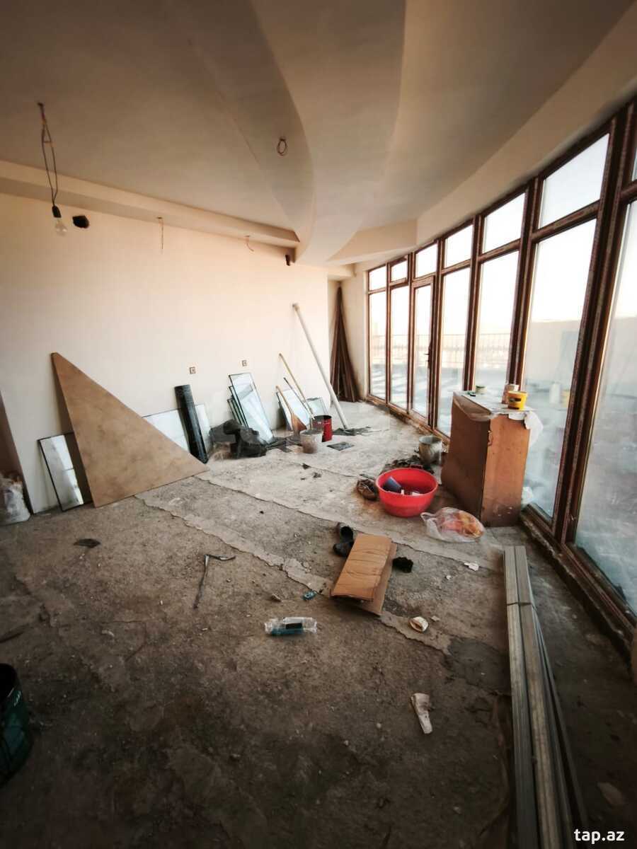 3-otaqlı yeni tikili, Moskva pr. 31-68, 190 m²