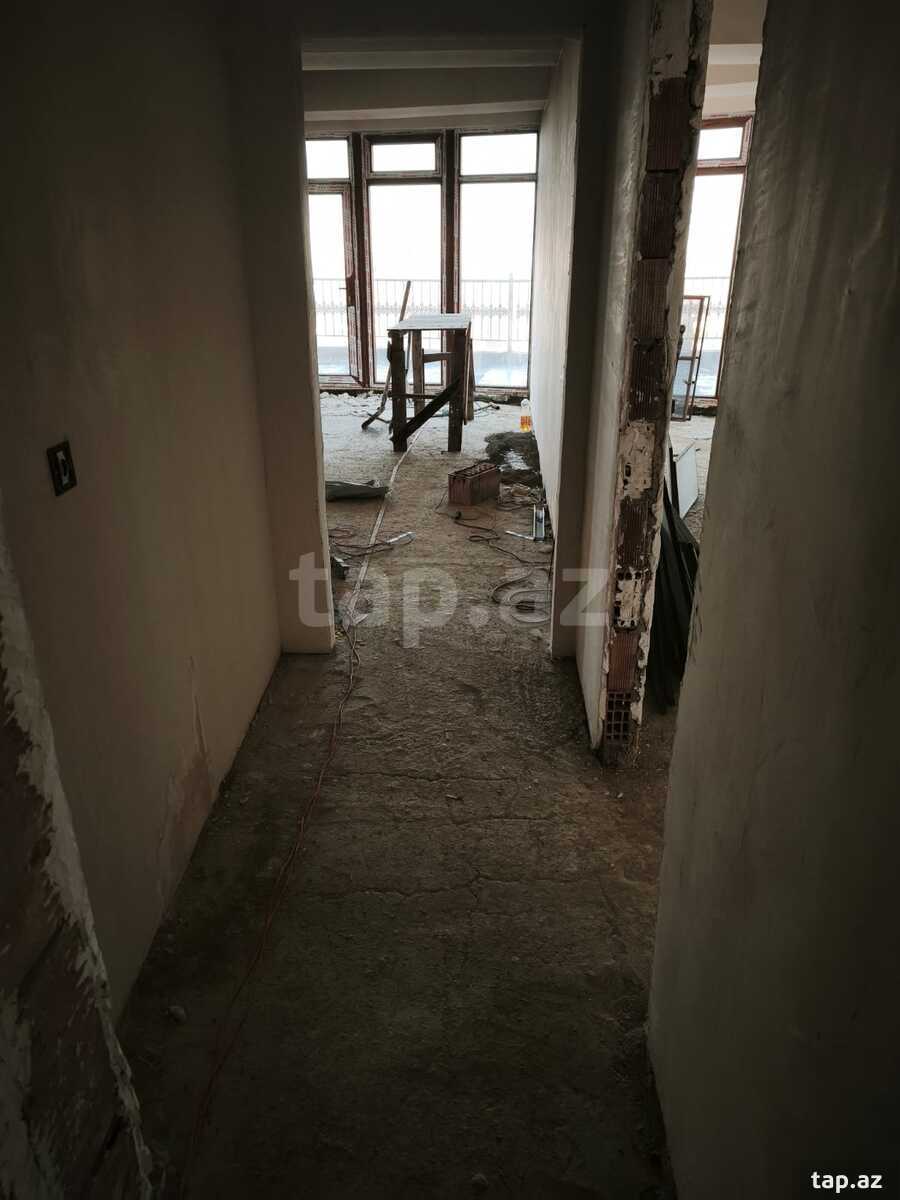 3-otaqlı yeni tikili, Moskva pr. 31-68, 190 m²