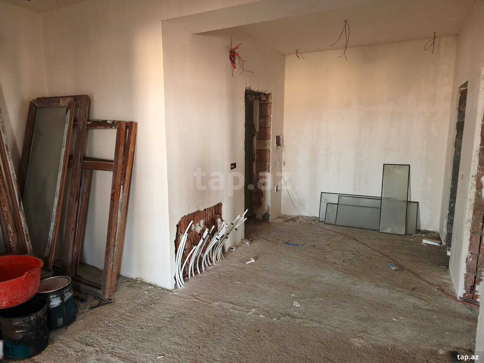 3-otaqlı yeni tikili, Moskva pr. 31-68, 190 m²