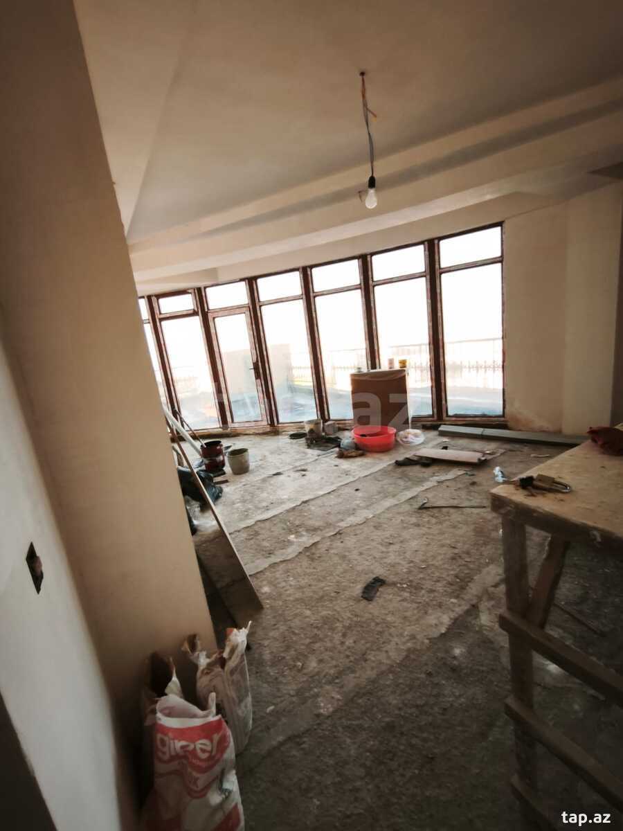 3-otaqlı yeni tikili, Moskva pr. 31-68, 190 m²