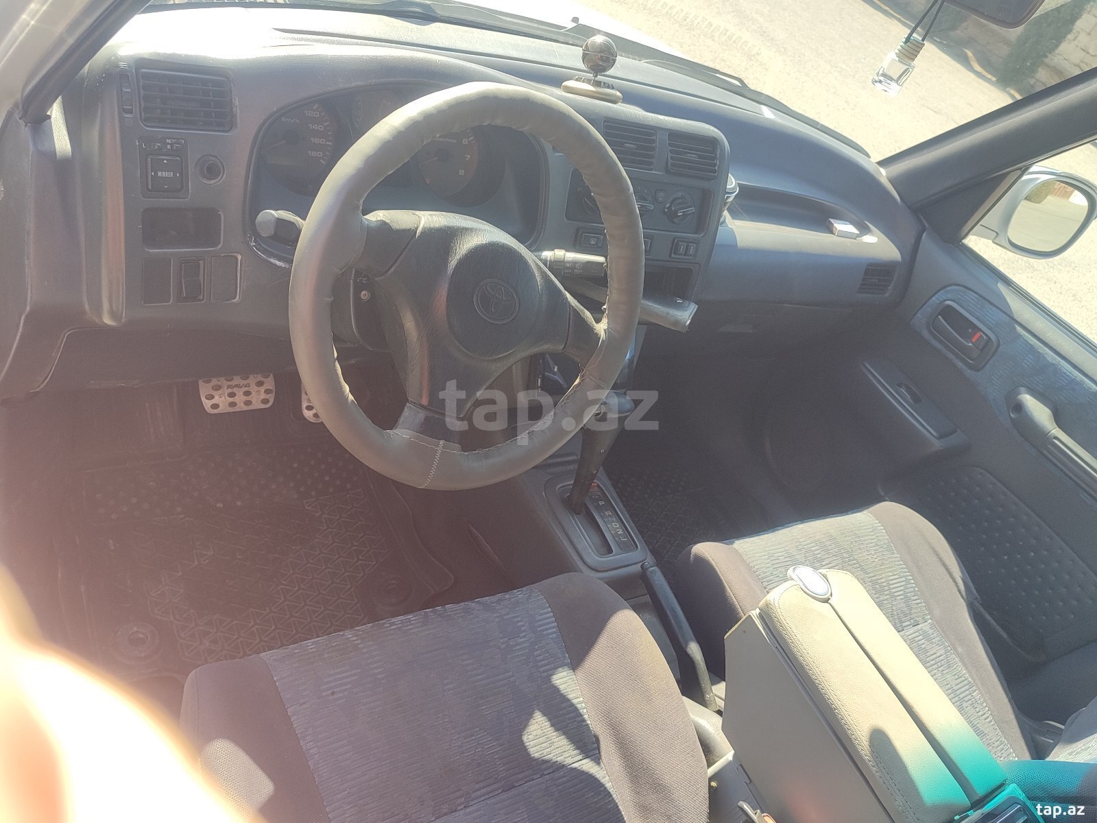 Toyota RAV 4, 1998 il (7)