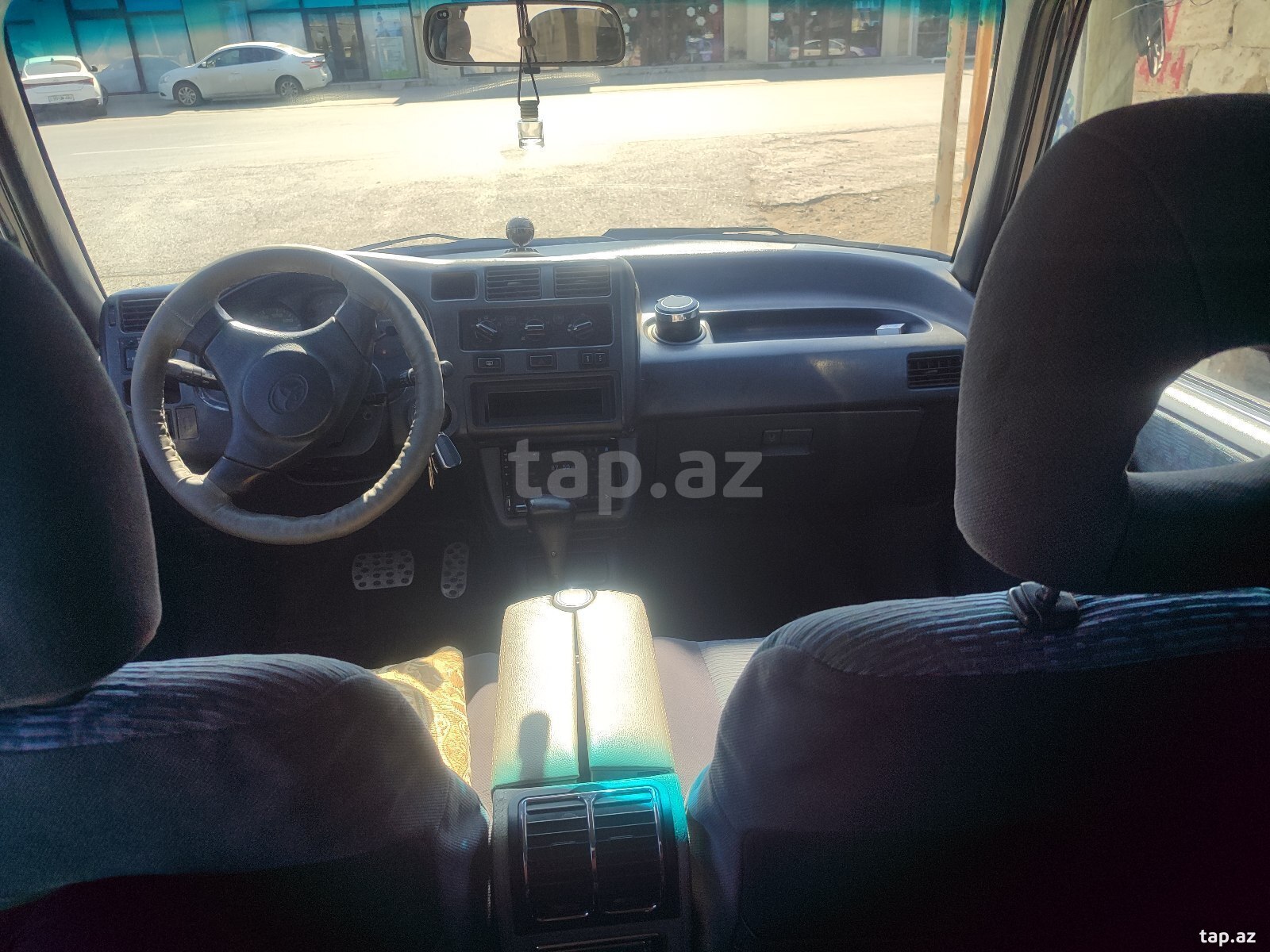 Toyota RAV 4, 1998 il (9)