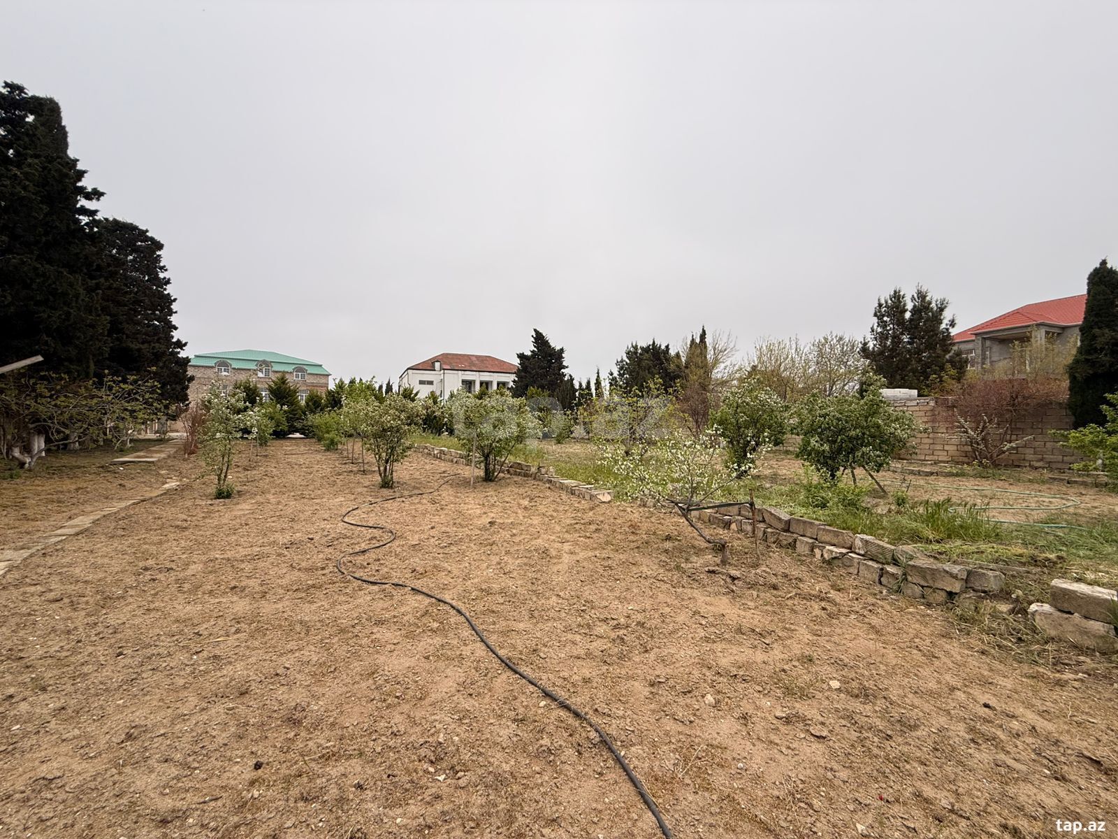 15 sot torpaq sahəsi, Mərdəkan qəs.