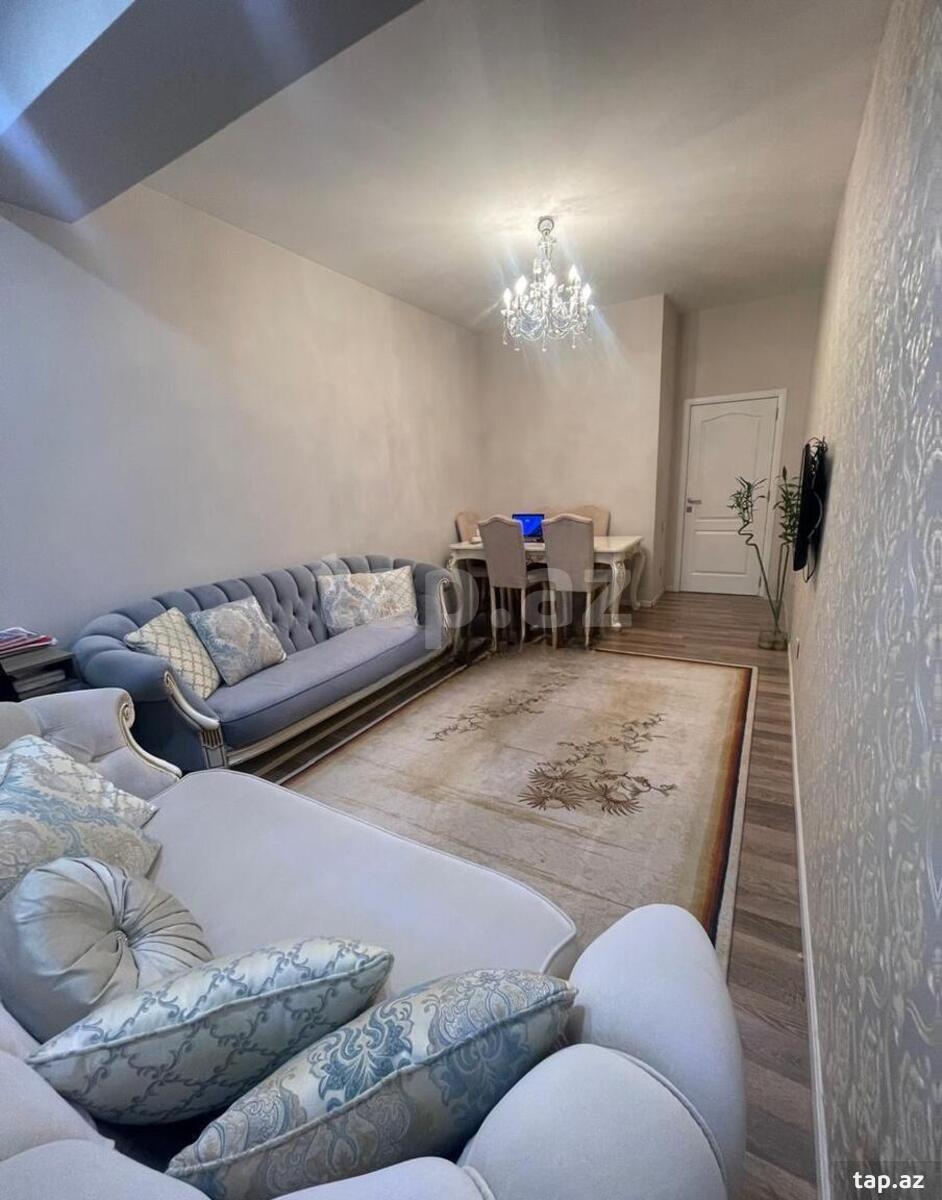 2-otaqlı yeni tikili, İnşaatçılar m., 80 m²