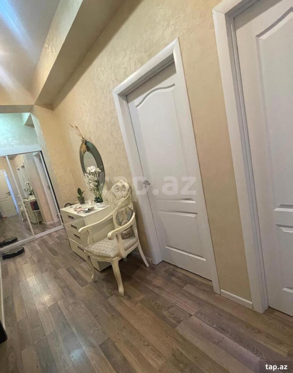 2-otaqlı yeni tikili, İnşaatçılar m., 80 m²