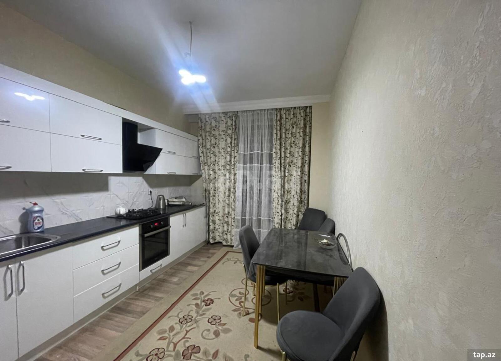 2-otaqlı yeni tikili, İnşaatçılar m., 80 m²