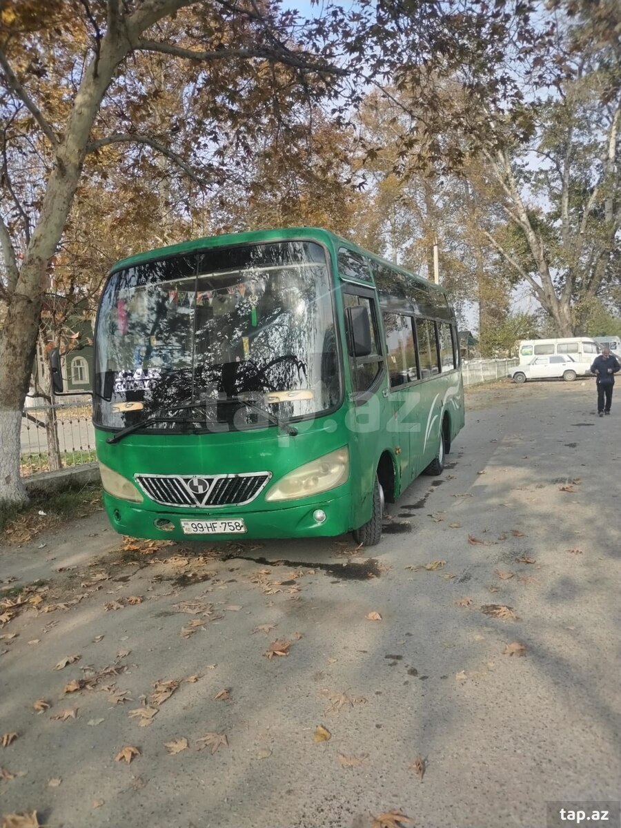 Avtobus Mercedes-Benz, 2008 il (7)
