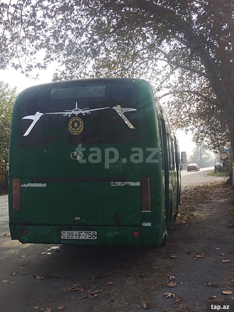 Avtobus Mercedes-Benz, 2008 il (3)