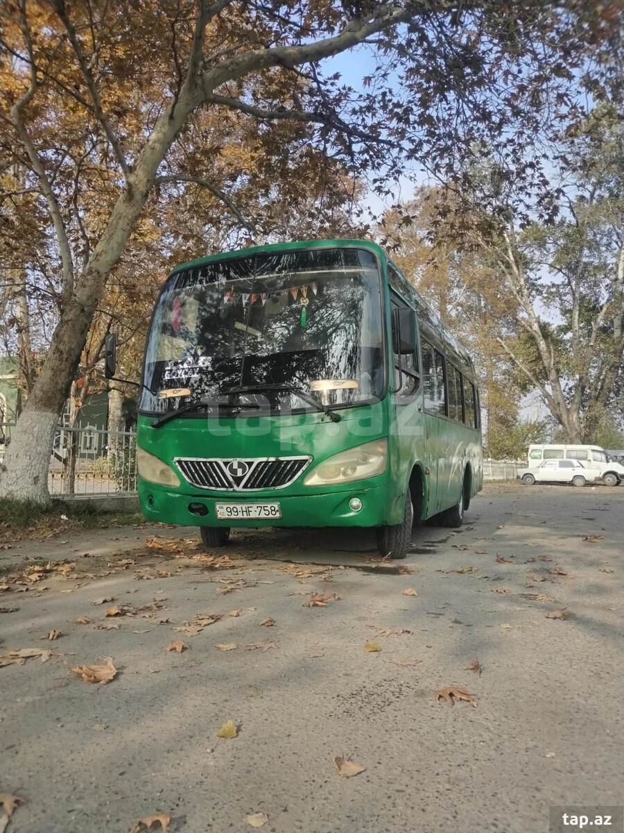 Avtobus Mercedes-Benz, 2008 il (6)