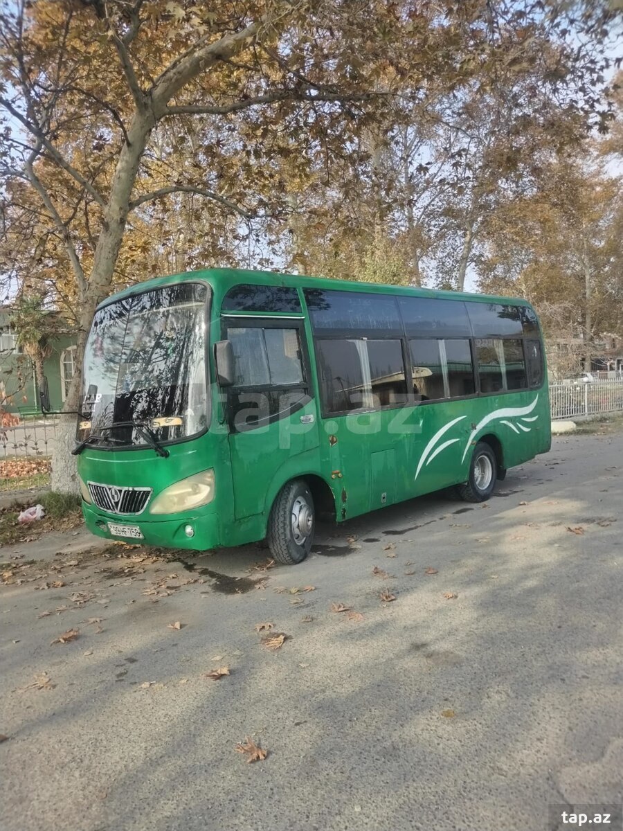 Avtobus Mercedes-Benz, 2008 il (15)