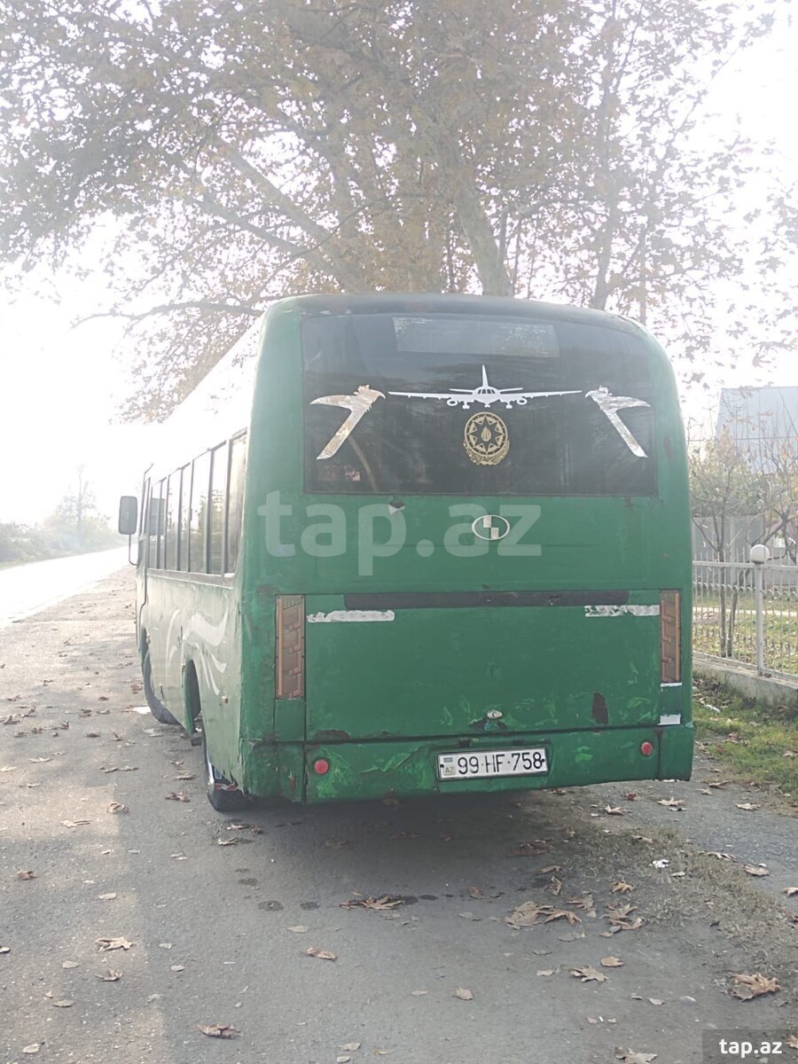 Avtobus Mercedes-Benz, 2008 il (18)