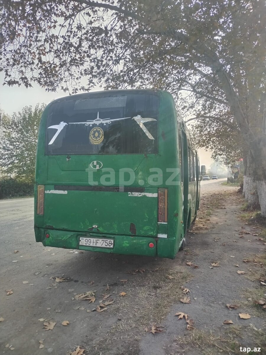 Avtobus Mercedes-Benz, 2008 il (16)