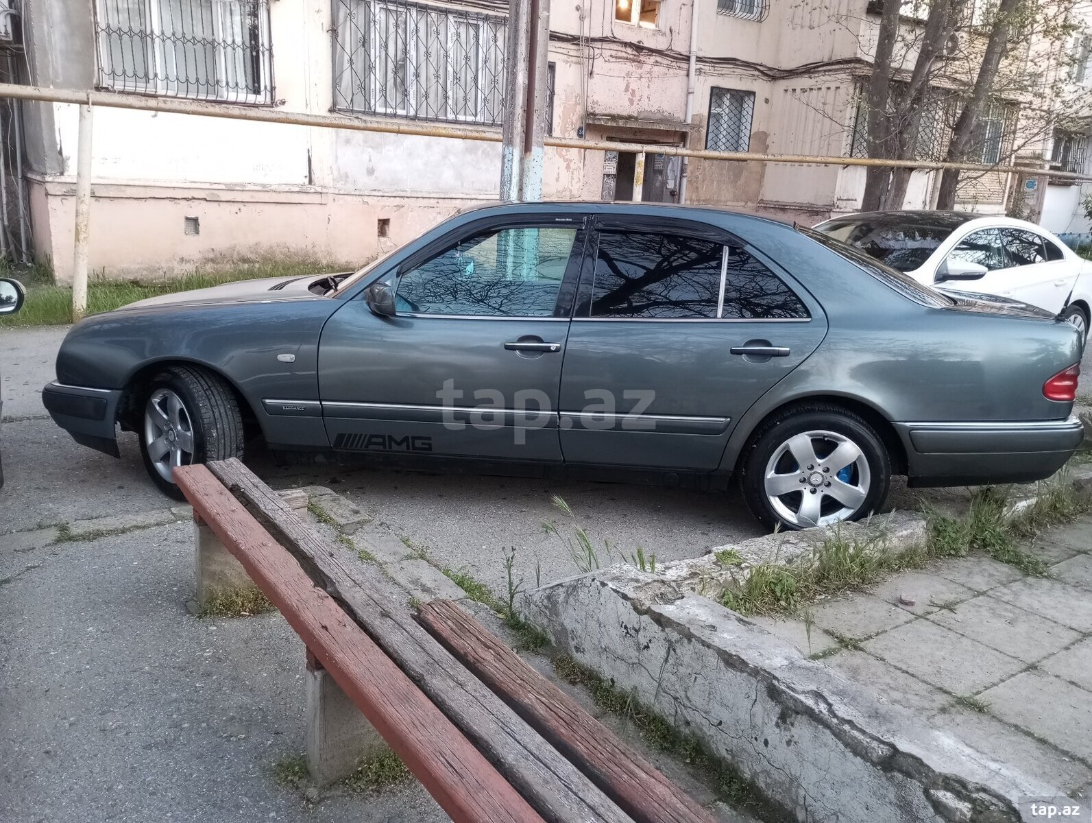 Mercedes E 280, 1996 il