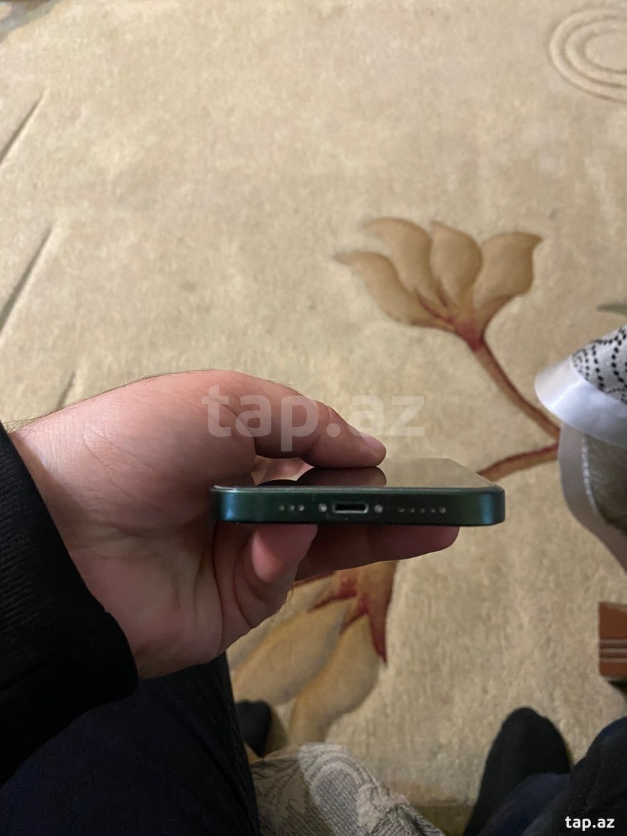 Apple iPhone 13 Green 128GB/4GB (2)