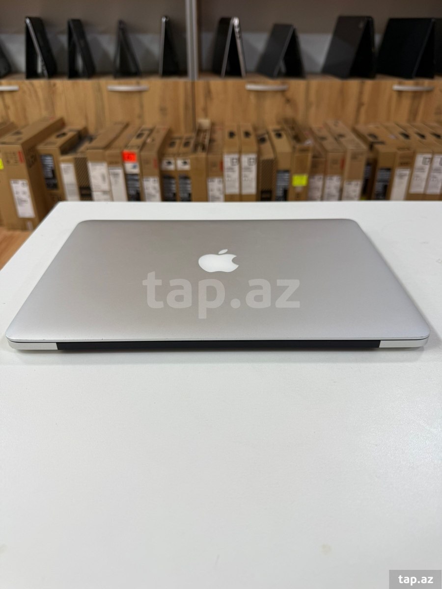 Noutbuk Apple MacBook Pro  (7)