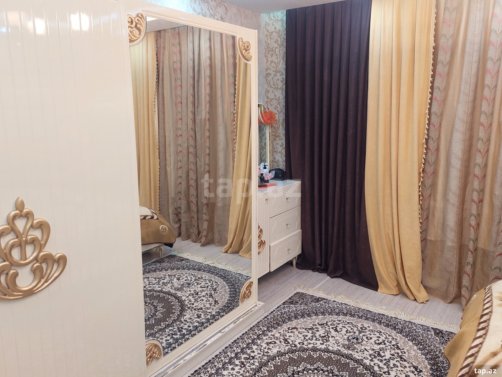 2-otaqlı mənzil, Xətai r., 60 m²