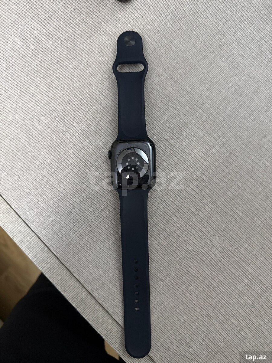 Apple Watch Series 7 Aluminum Green 45mm (2)